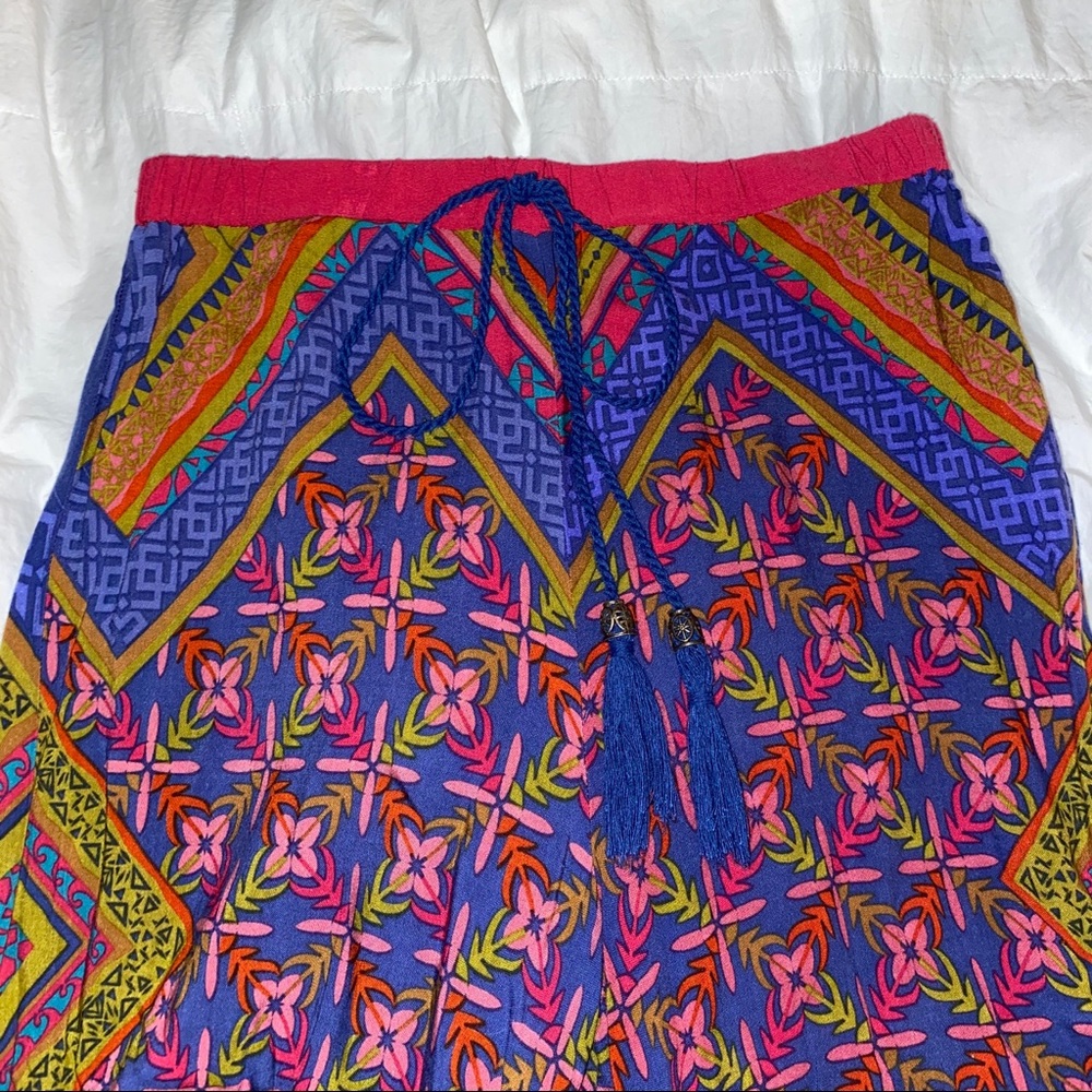 Patterned Pants - Picture 2 of 3
